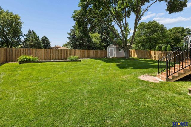 14527 Charles Street, Omaha, NE 68154