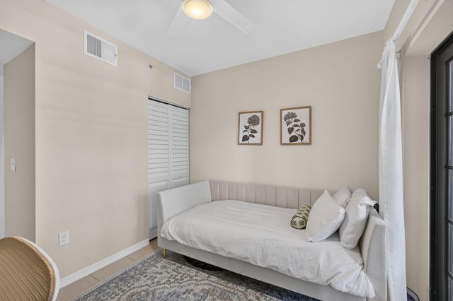 4905 Midtown Lane 2211, Palm Beach Gardens, FL 33418