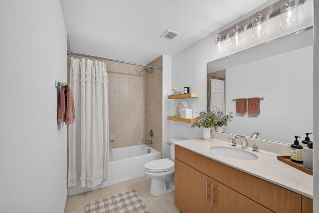 4905 Midtown Lane 2211, Palm Beach Gardens, FL 33418