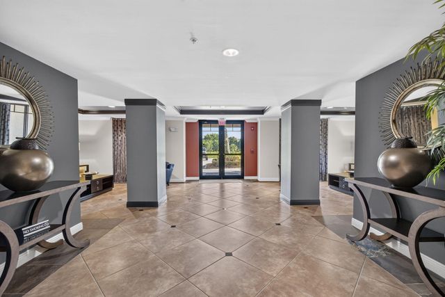 4905 Midtown Lane 2211, Palm Beach Gardens, FL 33418