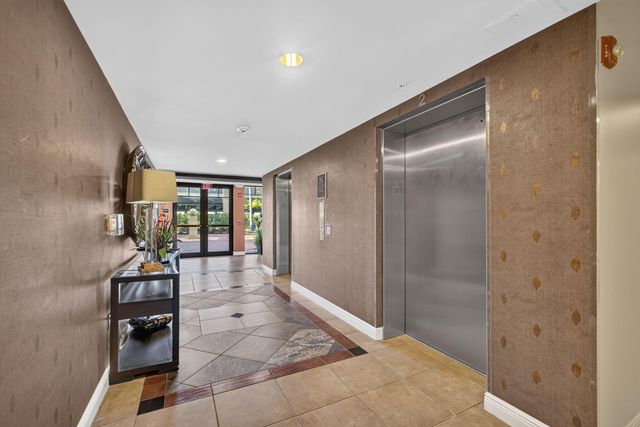 4905 Midtown Lane 2211, Palm Beach Gardens, FL 33418