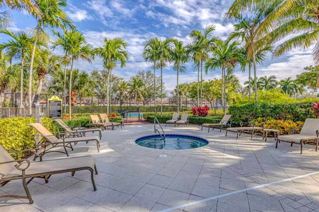 4905 Midtown Lane 2211, Palm Beach Gardens, FL 33418