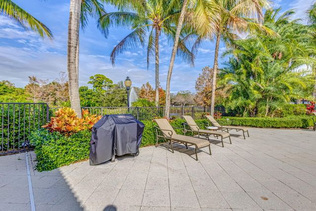 4905 Midtown Lane 2211, Palm Beach Gardens, FL 33418