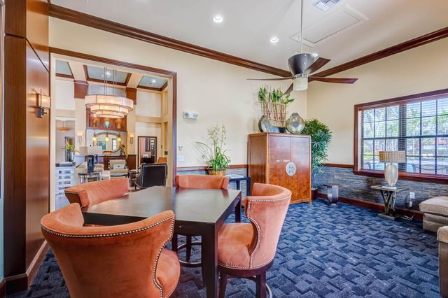 4905 Midtown Lane 2211, Palm Beach Gardens, FL 33418