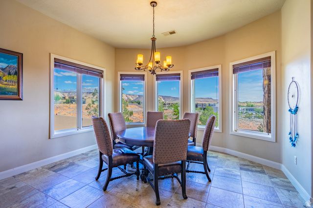 4976 N MESQUITE DR, St. George, UT 84770