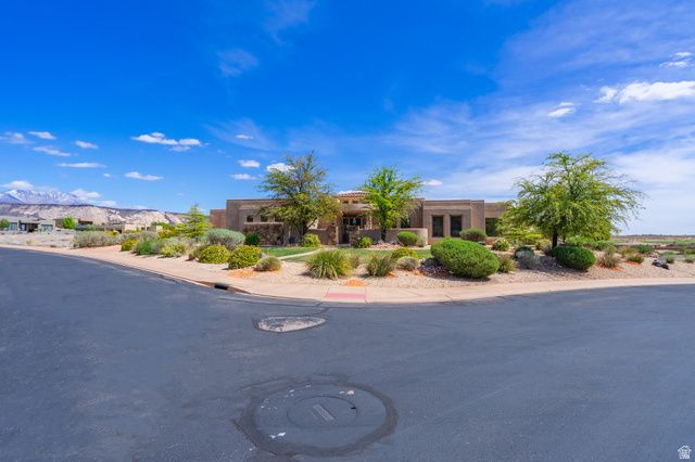 4976 N MESQUITE DR, St. George, UT 84770