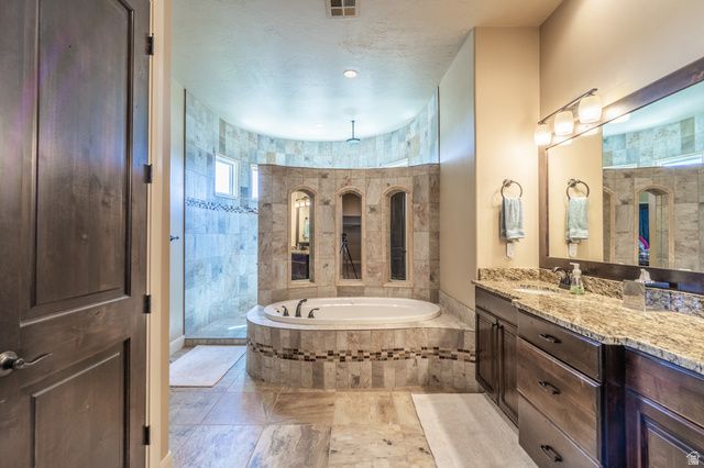 4976 N MESQUITE DR, St. George, UT 84770