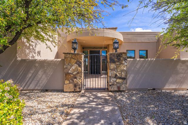 4976 N MESQUITE DR, St. George, UT 84770