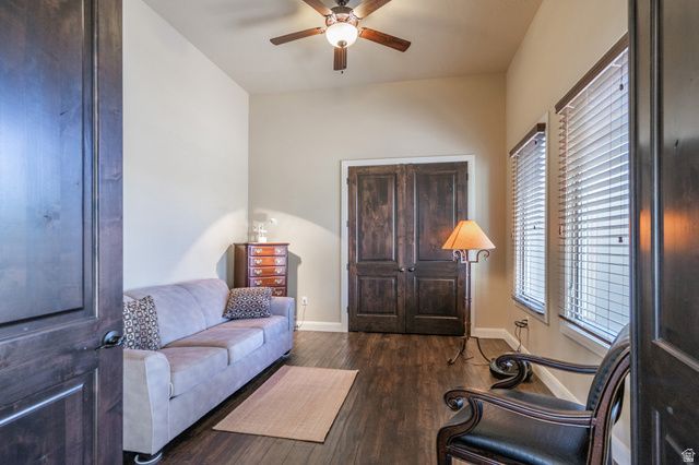 4976 N MESQUITE DR, St. George, UT 84770