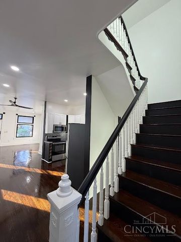 924 McPherson Avenue, Cincinnati, OH 45205