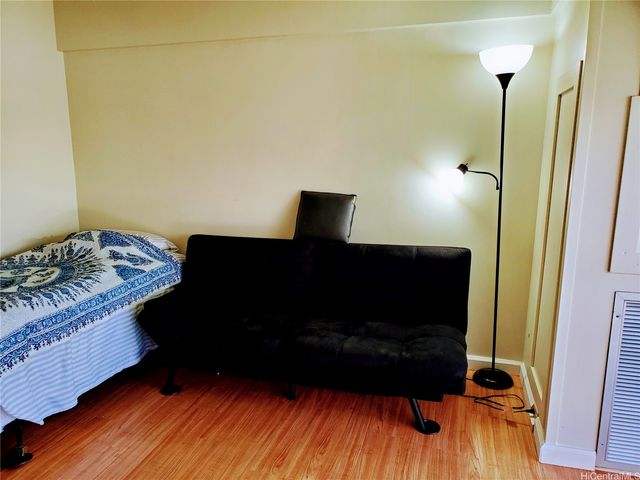 1750 Kalakaua Avenue 912, Honolulu, HI 96826