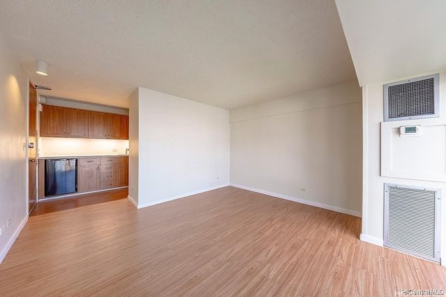 1750 Kalakaua Avenue 912, Honolulu, HI 96826