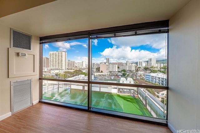 1750 Kalakaua Avenue 912, Honolulu, HI 96826