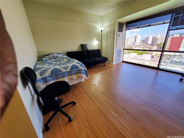 1750 Kalakaua Avenue 912, Honolulu, HI 96826