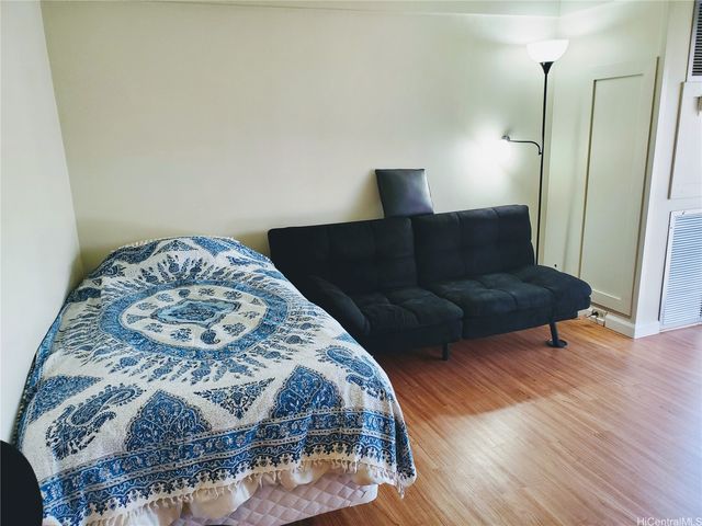 1750 Kalakaua Avenue 912, Honolulu, HI 96826