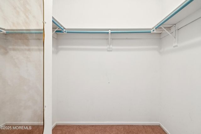 1 Suffolk Way, Marlboro, NJ 07746