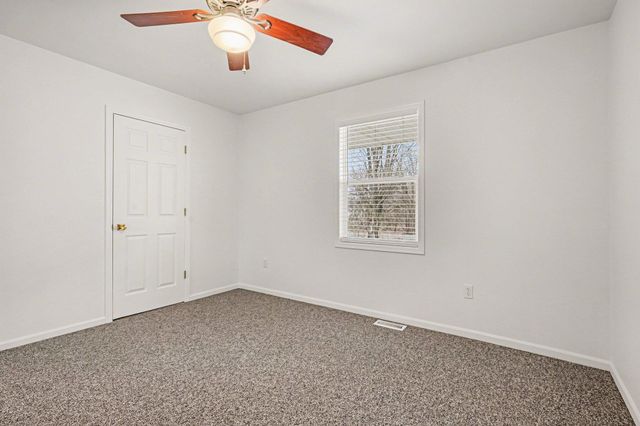 152 W D Avenue, Kalamazoo, MI 49009