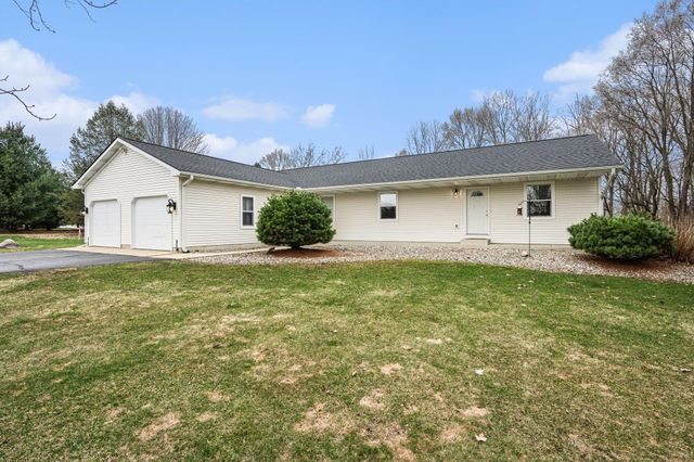 152 W D Avenue, Kalamazoo, MI 49009