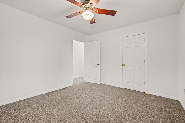 152 W D Avenue, Kalamazoo, MI 49009