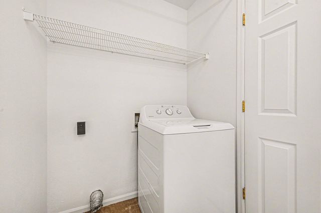 152 W D Avenue, Kalamazoo, MI 49009