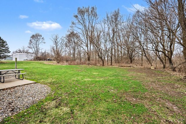 152 W D Avenue, Kalamazoo, MI 49009