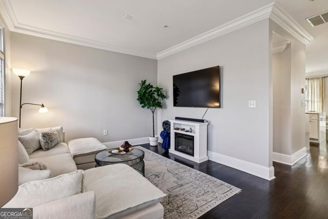 238 Le Gran Bend, Atlanta, GA 30328