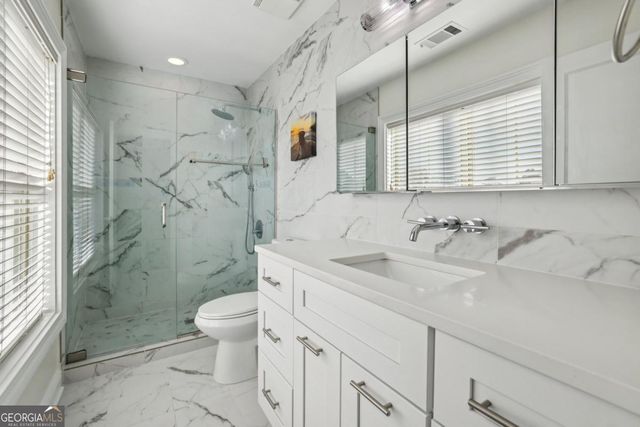 238 Le Gran Bend, Atlanta, GA 30328