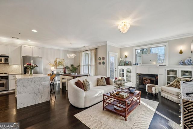 238 Le Gran Bend, Atlanta, GA 30328