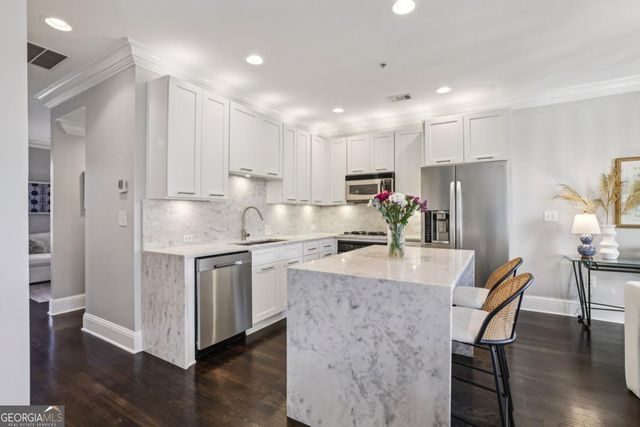 238 Le Gran Bend, Atlanta, GA 30328