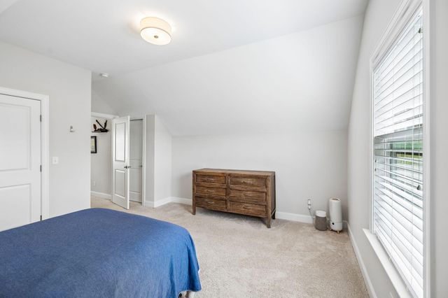 5648 Acadia Drive, Chattanooga, TN 37415