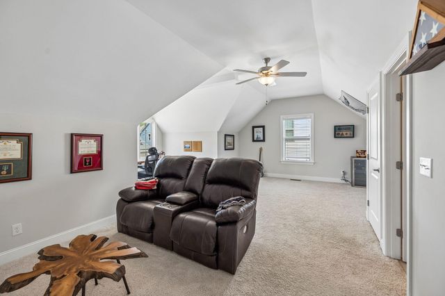 5648 Acadia Drive, Chattanooga, TN 37415