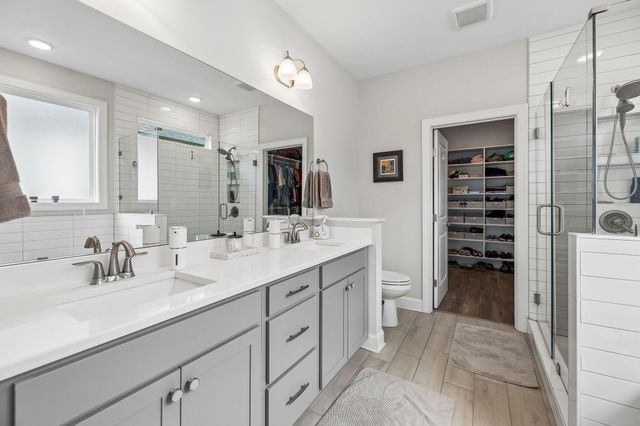 5648 Acadia Drive, Chattanooga, TN 37415