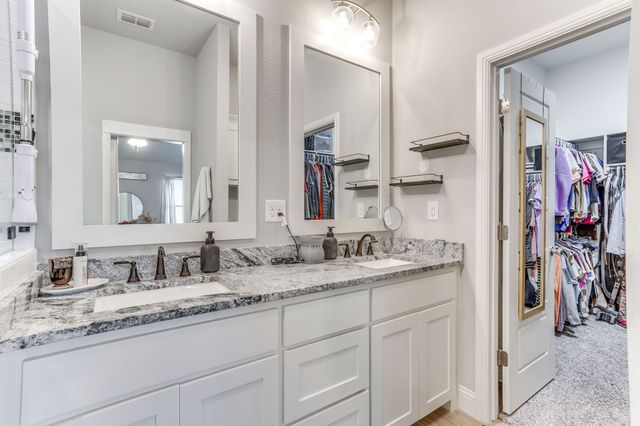 101 Buckeye Drive, Weatherford, TX 76086