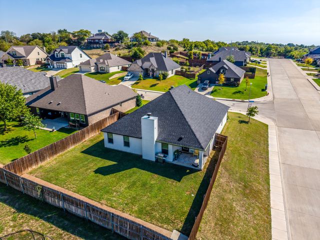 101 Buckeye Drive, Weatherford, TX 76086