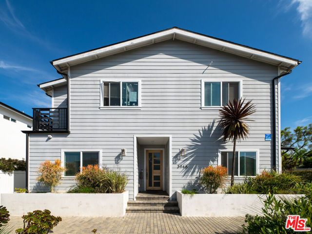 1135 Leighton Avenue, Los Angeles, CA 90037