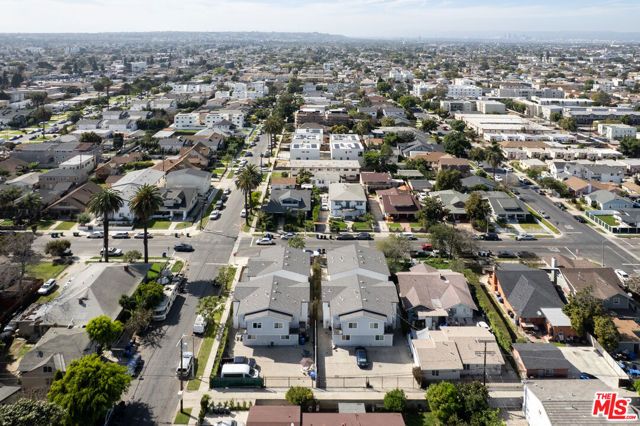 1135 Leighton Avenue, Los Angeles, CA 90037
