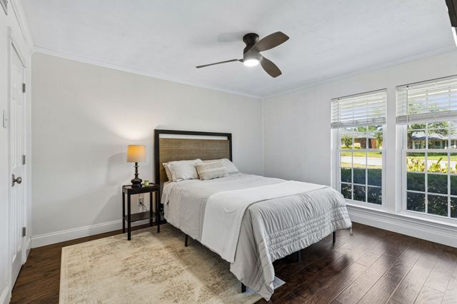 7148 Roundrock Road, Dallas, TX 75248