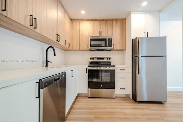 1220 71st Street 37, Miami Beach, FL 33141