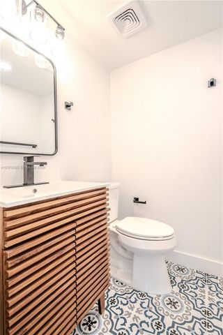 1220 71st Street 37, Miami Beach, FL 33141