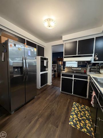 1775 N Gulley Road, Dearborn Heights, MI 48127