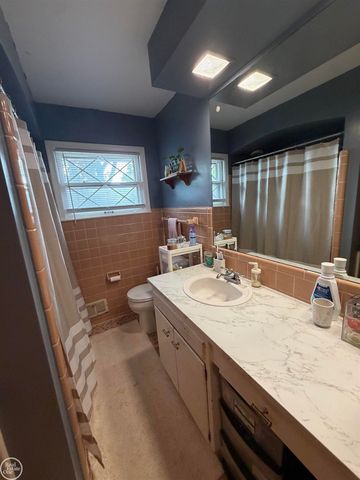 1775 N Gulley Road, Dearborn Heights, MI 48127