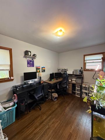 1775 N Gulley Road, Dearborn Heights, MI 48127
