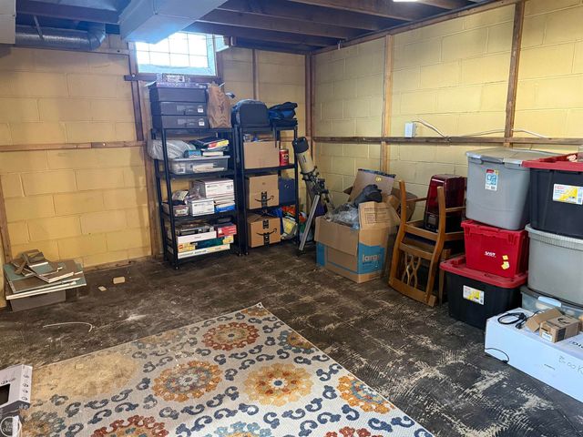 1775 N Gulley Road, Dearborn Heights, MI 48127