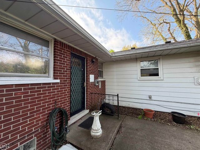 1775 N Gulley Road, Dearborn Heights, MI 48127