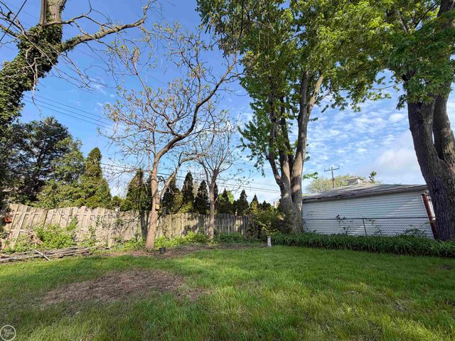 1775 N Gulley Road, Dearborn Heights, MI 48127