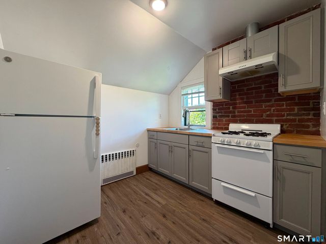 105 Crystal Street 2, Stamford, CT 06902