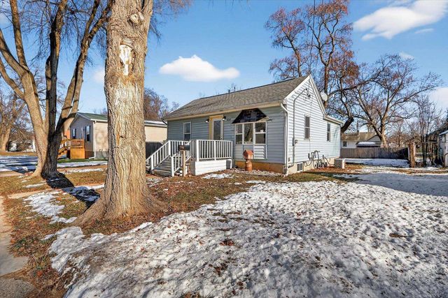 1127 Townline Avenue, Beloit, WI 53511