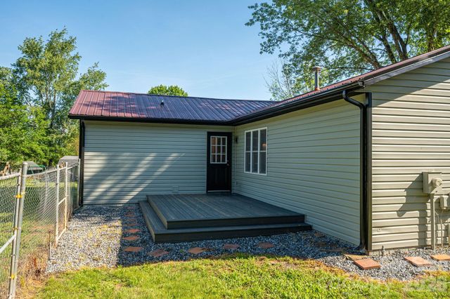 412 Forest Drive, Maiden, NC 28650