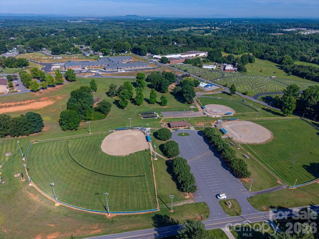 412 Forest Drive, Maiden, NC 28650