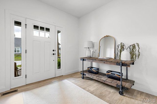 119 Sommerset Court, Lake St Louis, MO 63367